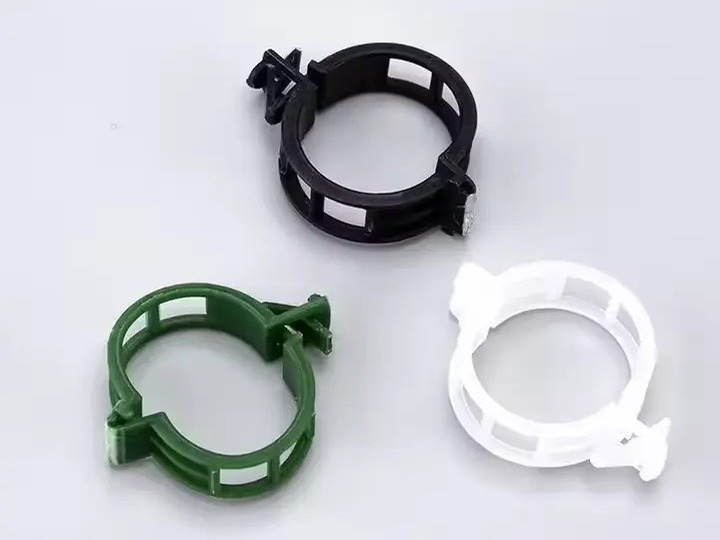 Plastic clips - product photo 2